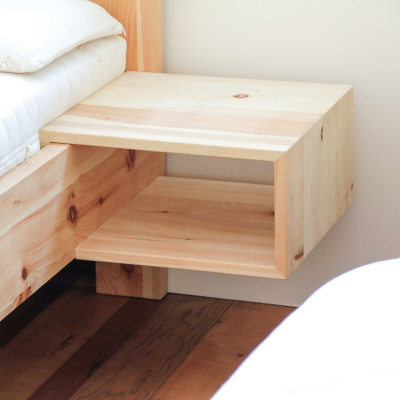Flying bedside table