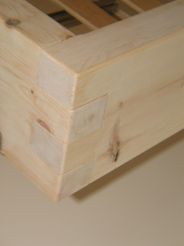 Solid Stone Pine Bed