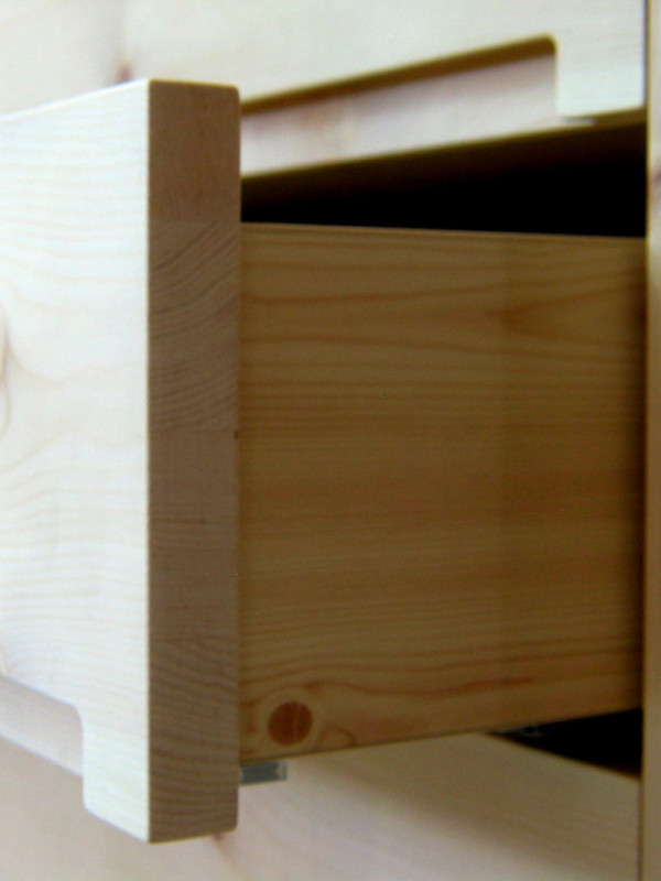 Vipiteno Chest of Drawers