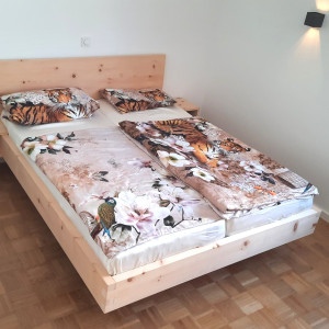 Zirben Massivholzbett