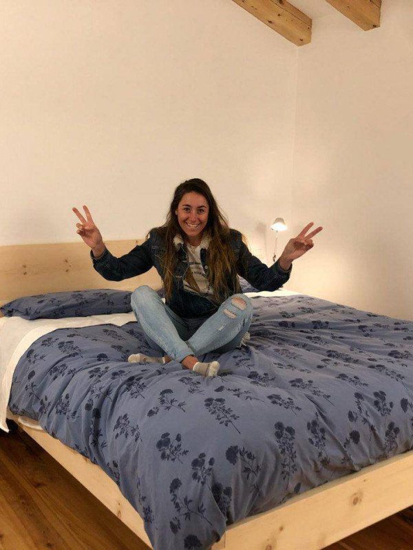 Solid Stone Pine Bed